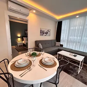 Hadrians Tower Apart Otel Antalya
